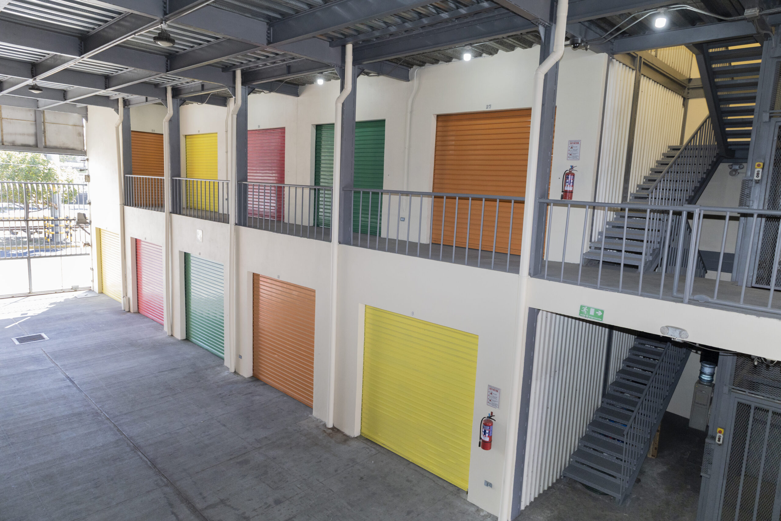 cotizar el alquiler de una bodeguita de forma rápida.